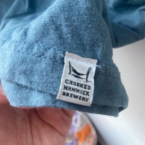 CROOKED HAMMOCK COMFY TEE - Picture 4 of 5